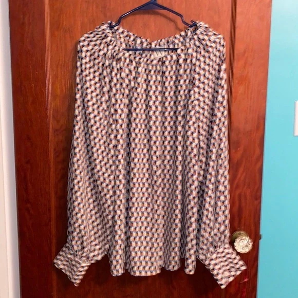 Geometric blouse - Picture 1 of 5